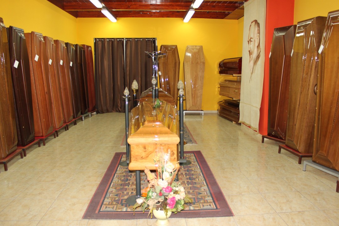 Agenzia Funebre - 05